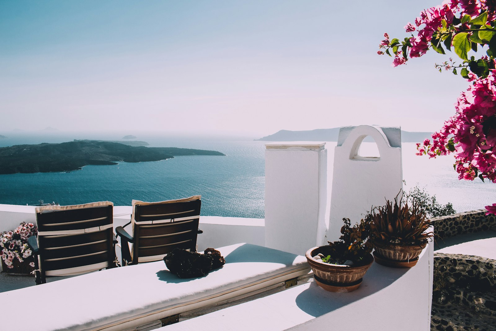 Terraço de hotel boutique nas ilhas gregas
