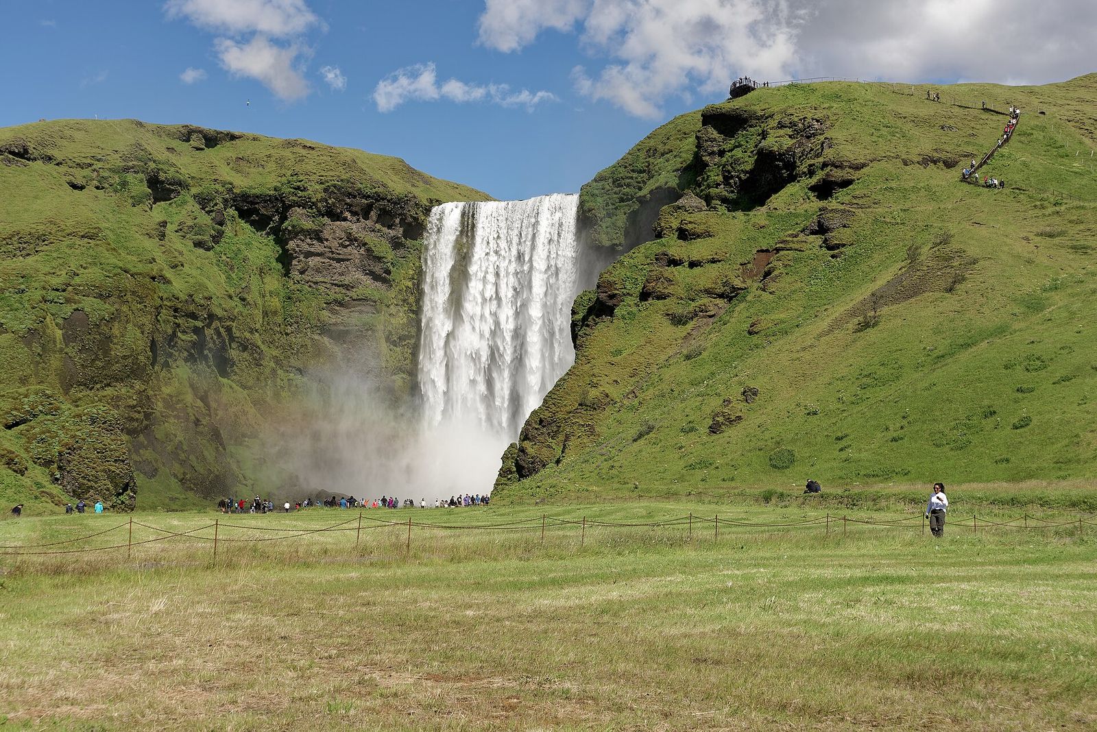 Descobrir a Cascata Skógafoss
