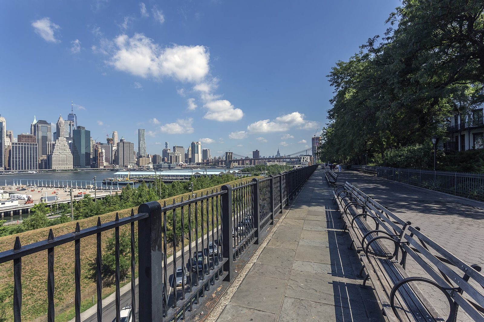 Brooklyn Heights Promenade, com vista para Manhattan
